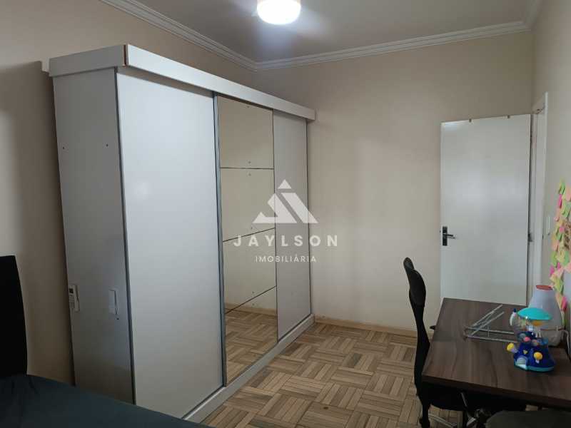 Apartamento à venda com 2 quartos, 75m² - Foto 8