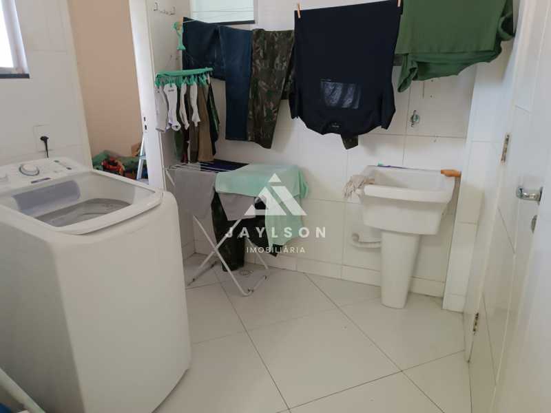 Apartamento à venda com 2 quartos, 75m² - Foto 15