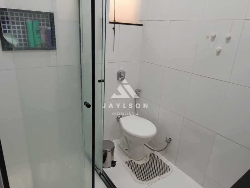 Apartamento à venda com 2 quartos, 75m² - Foto 19