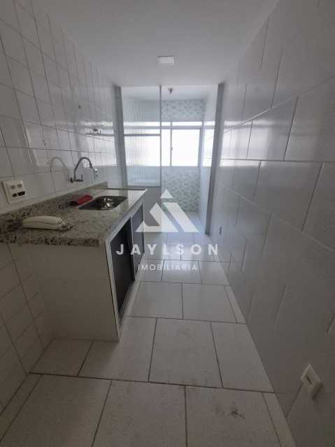 Apartamento à venda com 2 quartos, 55m² - Foto 14