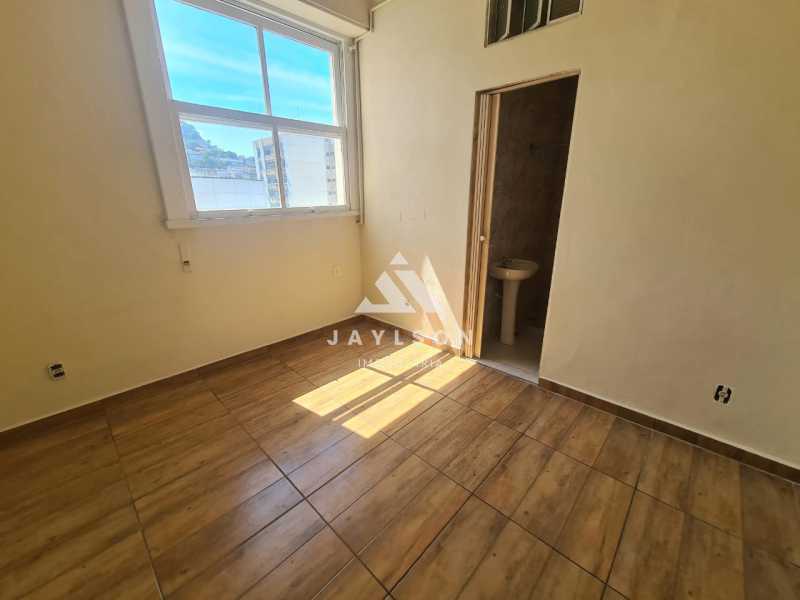 Apartamento à venda com 1 quarto, 37m² - Foto 4