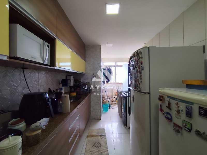 Apartamento à venda com 2 quartos, 74m² - Foto 13