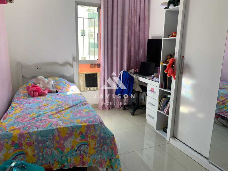 Apartamento à venda com 2 quartos, 70m² - Foto 6