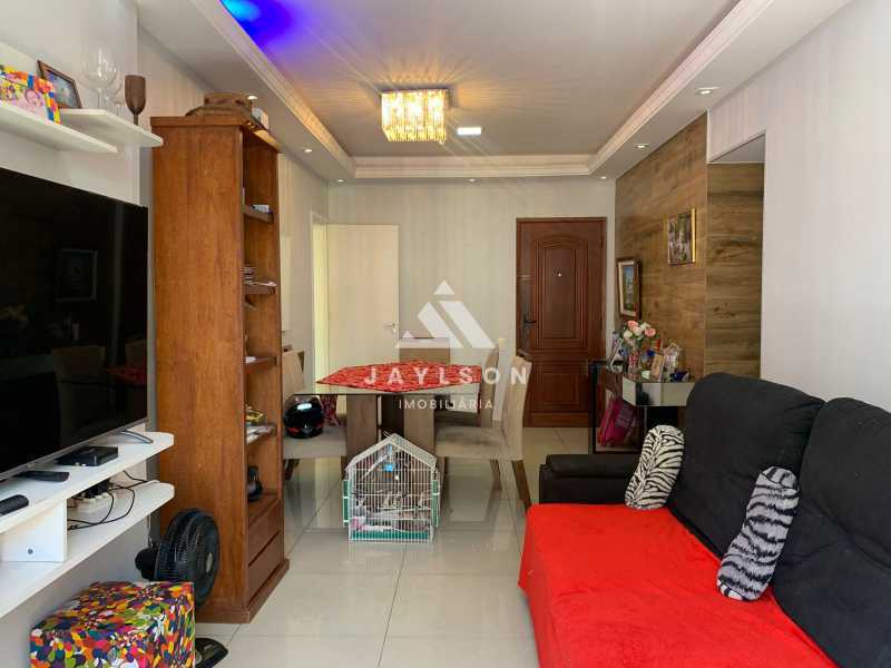 Apartamento à venda com 2 quartos, 70m² - Foto 3