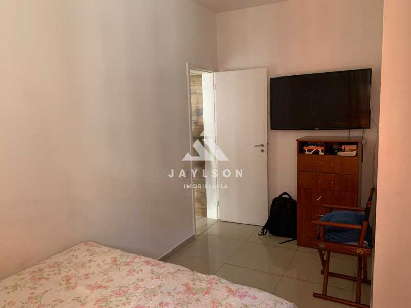 Apartamento à venda com 2 quartos, 70m² - Foto 5