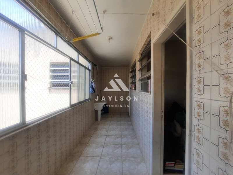 Apartamento à venda com 2 quartos, 90m² - Foto 11