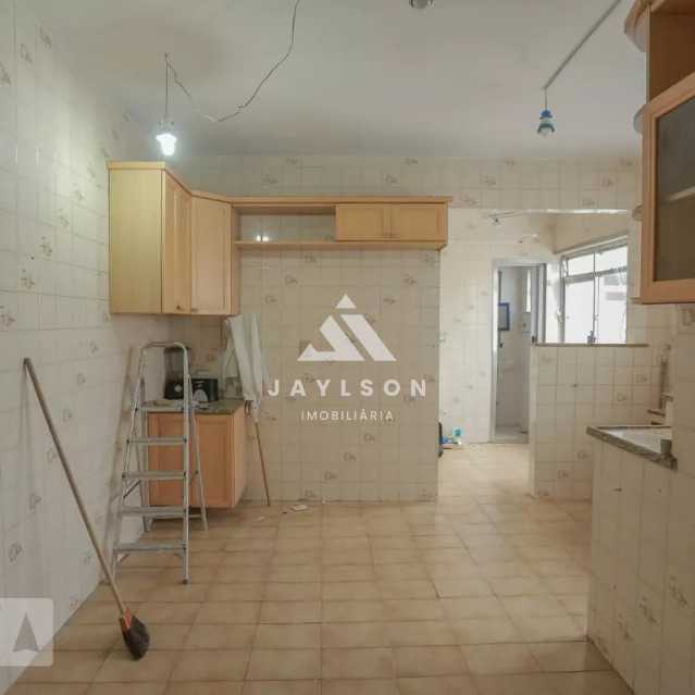 Apartamento à venda com 2 quartos, 95m² - Foto 11