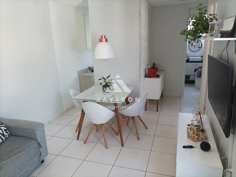 Apartamento à venda com 2 quartos, 44m² - Foto 4