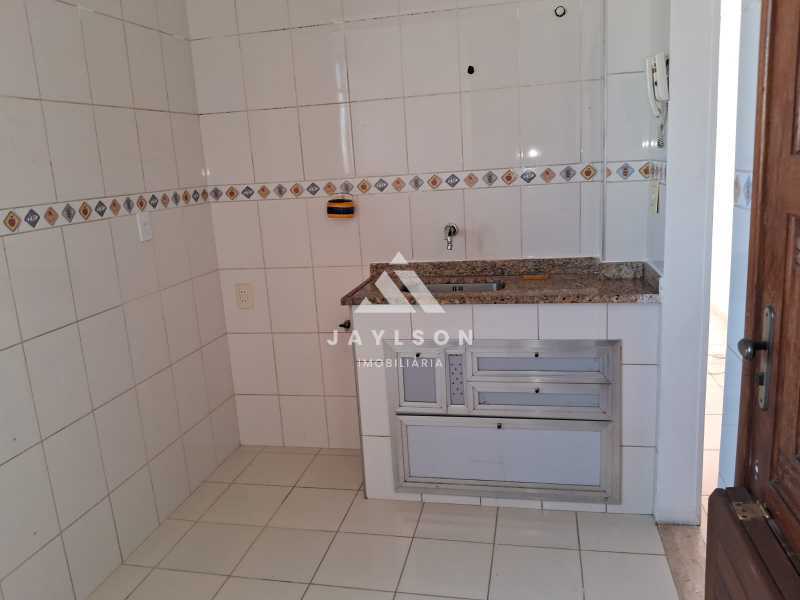 Apartamento à venda com 2 quartos, 64m² - Foto 16