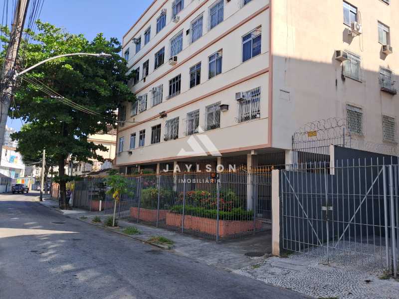 Apartamento à venda com 2 quartos, 64m² - Foto 20