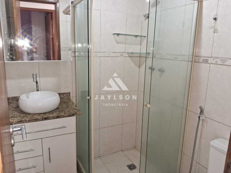 Apartamento à venda com 2 quartos, 72m² - Foto 21