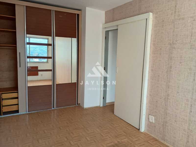 Apartamento à venda com 2 quartos, 65m² - Foto 5