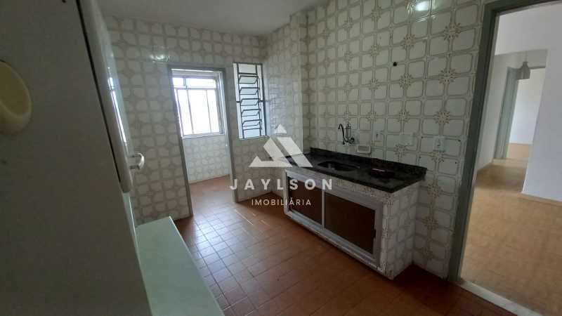 Apartamento à venda com 2 quartos, 65m² - Foto 14