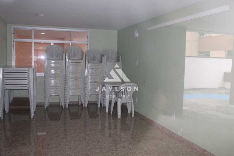 Apartamento à venda com 2 quartos, 65m² - Foto 23