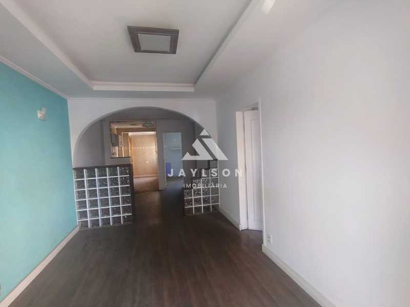 Apartamento à venda com 2 quartos, 138m² - Foto 2