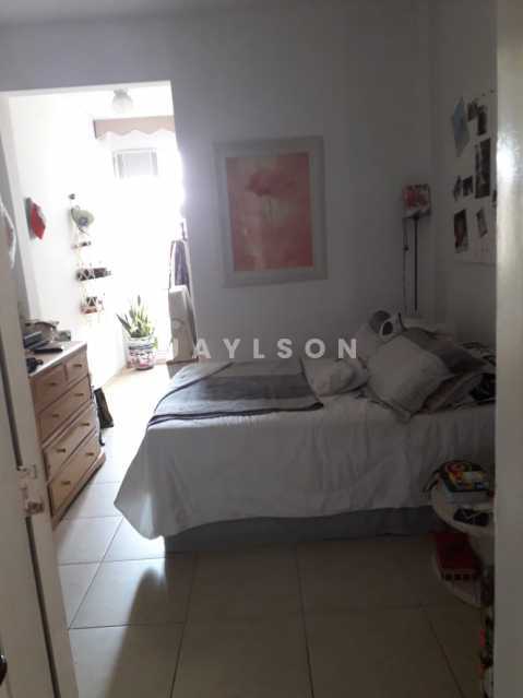 Apartamento à venda com 2 quartos, 68m² - Foto 7