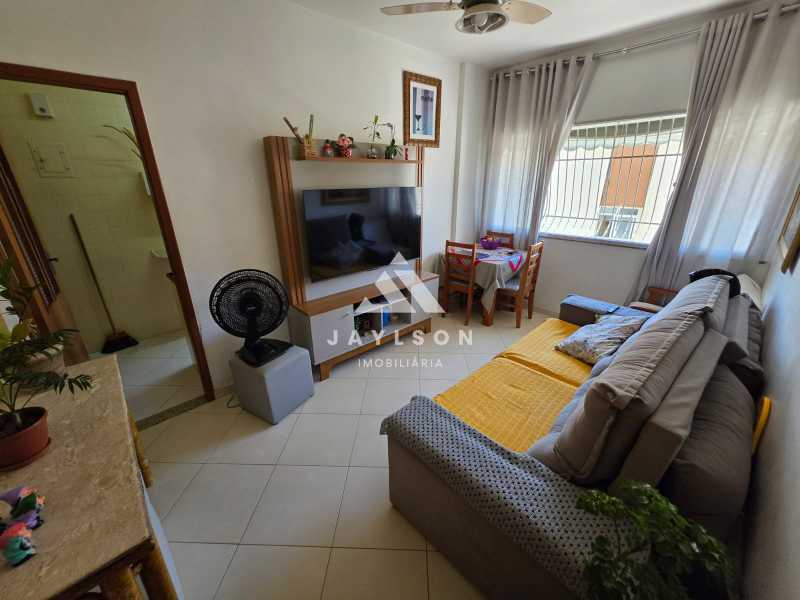 Apartamento para alugar com 2 quartos, 69m² - Foto 3