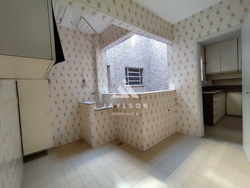 Apartamento à venda e aluguel com 2 quartos, 65m² - Foto 13