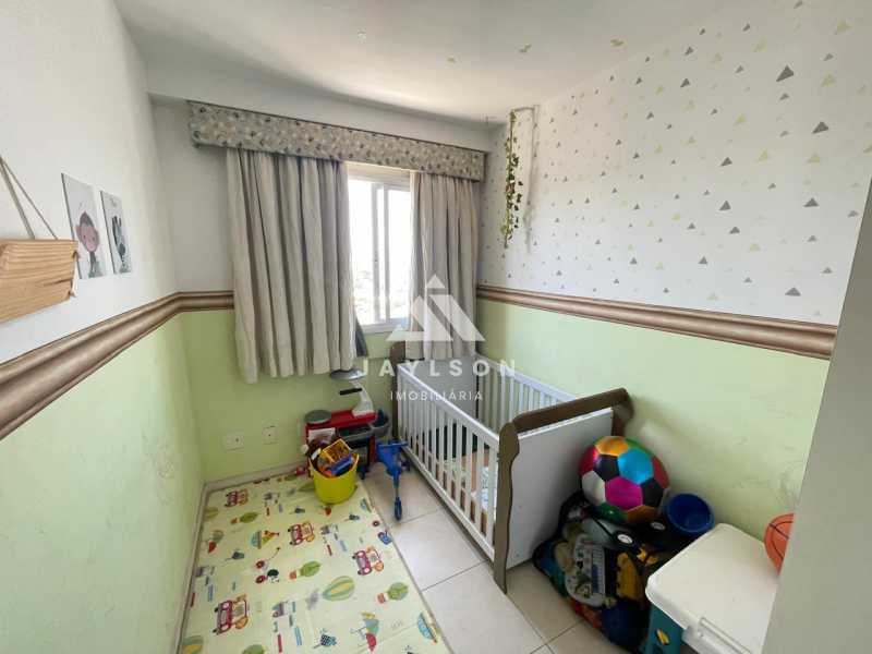 Apartamento à venda com 3 quartos, 76m² - Foto 11