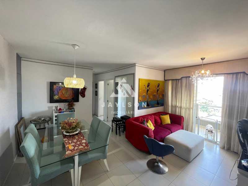 Apartamento à venda com 3 quartos, 76m² - Foto 3