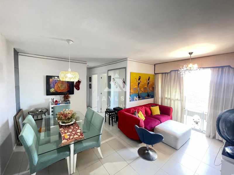 Apartamento à venda com 3 quartos, 76m² - Foto 1
