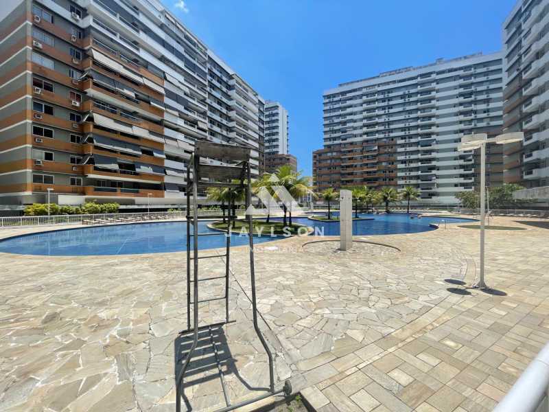 Apartamento à venda com 3 quartos, 76m² - Foto 25
