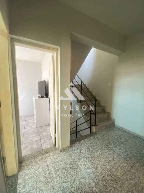 Casa à venda com 3 quartos, 219m² - Foto 6