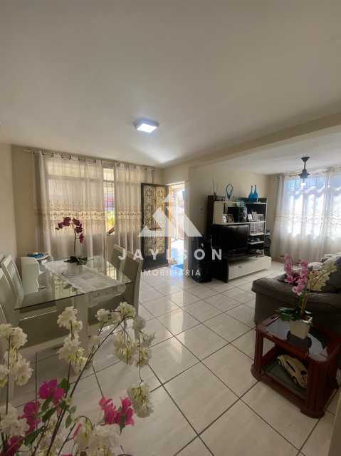Casa à venda com 3 quartos, 219m² - Foto 3