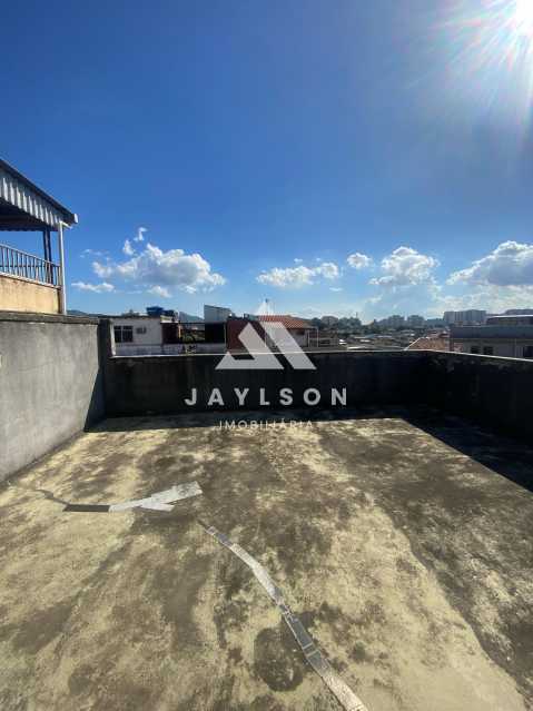 Casa à venda com 3 quartos, 219m² - Foto 20