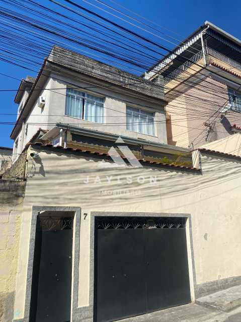 Casa à venda com 3 quartos, 219m² - Foto 2