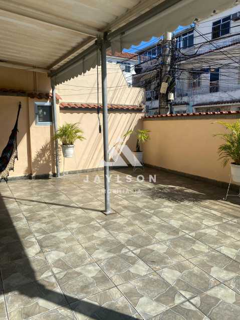 Casa à venda com 3 quartos, 219m² - Foto 25