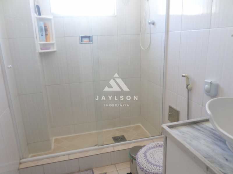 Apartamento à venda com 2 quartos, 75m² - Foto 10