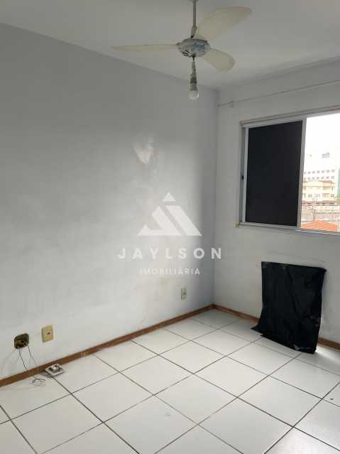 Apartamento à venda com 2 quartos, 50m² - Foto 17