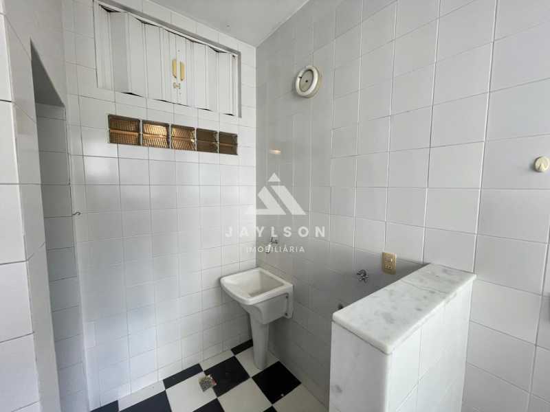 Apartamento à venda com 2 quartos, 70m² - Foto 16