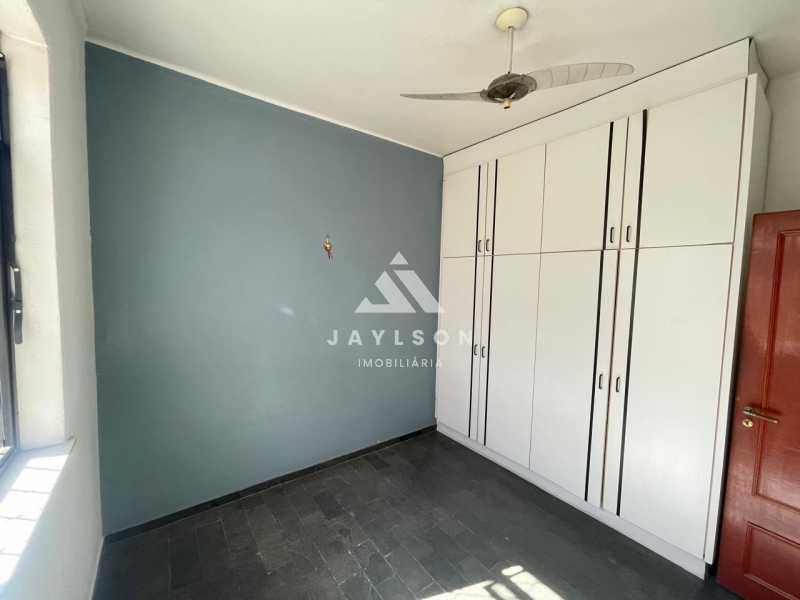 Apartamento à venda com 2 quartos, 70m² - Foto 10