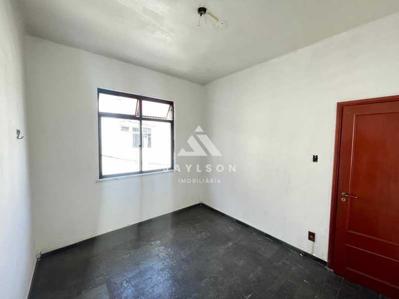 Apartamento à venda com 2 quartos, 70m² - Foto 6