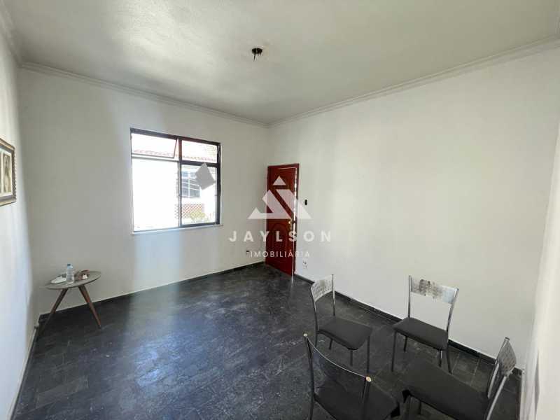 Apartamento à venda com 2 quartos, 70m² - Foto 1