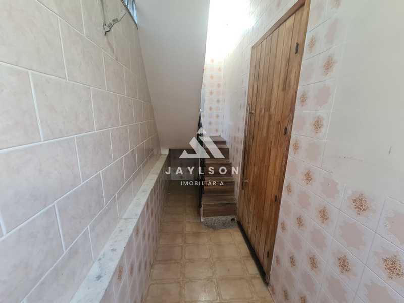 Casa à venda com 2 quartos, 50m² - Foto 25