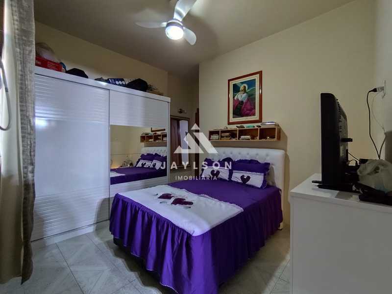 Casa à venda com 4 quartos, 262m² - Foto 10