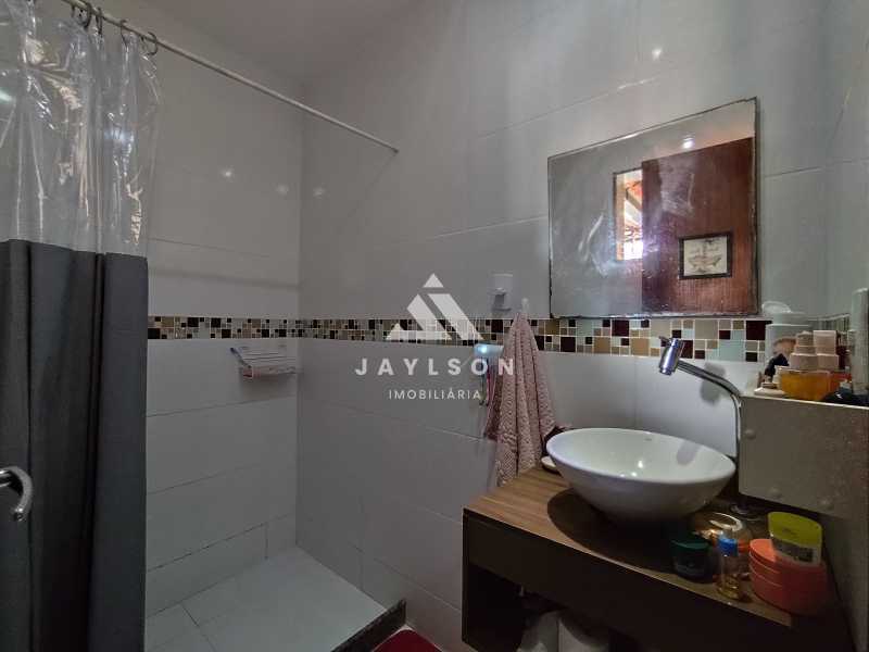 Casa à venda com 4 quartos, 262m² - Foto 25