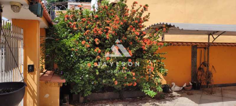 Casa à venda com 3 quartos, 93m² - Foto 2