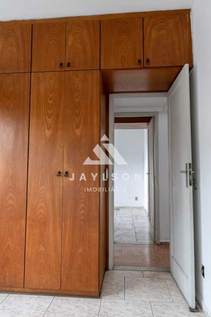 Casa à venda com 3 quartos, 318m² - Foto 9