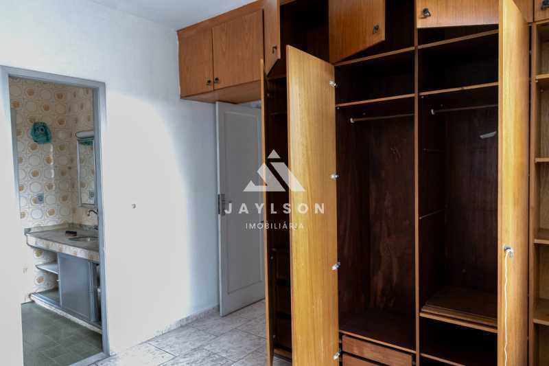 Casa à venda com 3 quartos, 318m² - Foto 11