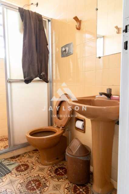 Casa à venda com 3 quartos, 318m² - Foto 20