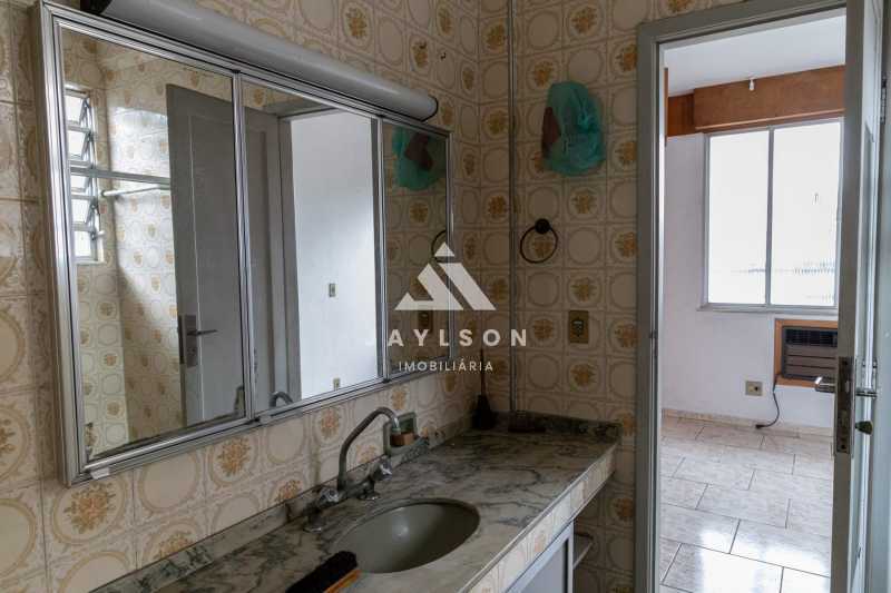 Casa à venda com 3 quartos, 318m² - Foto 22