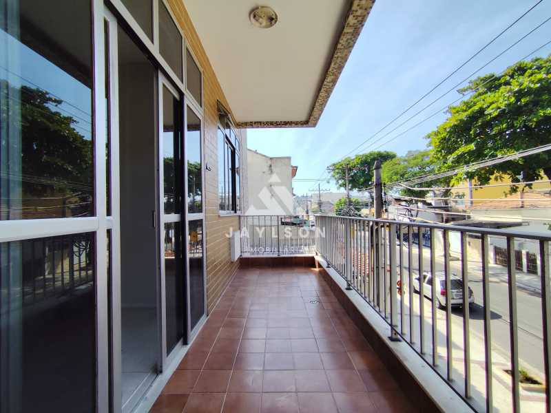 Apartamento à venda com 2 quartos, 94m² - Foto 2
