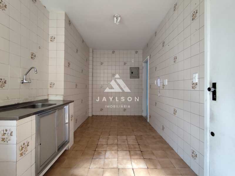 Apartamento à venda com 2 quartos, 94m² - Foto 28