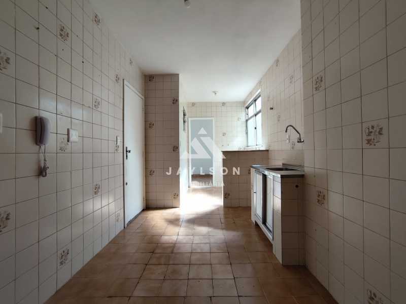 Apartamento à venda com 2 quartos, 94m² - Foto 29