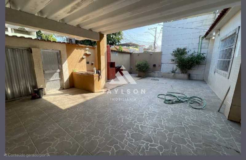 Casa à venda com 4 quartos, 206m² - Foto 3