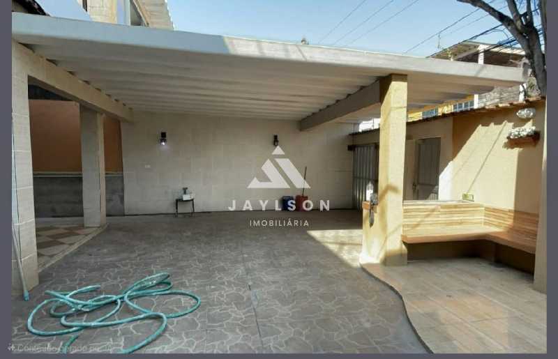 Casa à venda com 4 quartos, 206m² - Foto 4